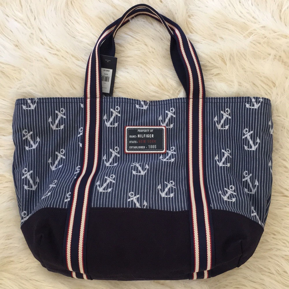 Tommy Hilfiger Oversized Canvas Tote - Picture 2 of 4